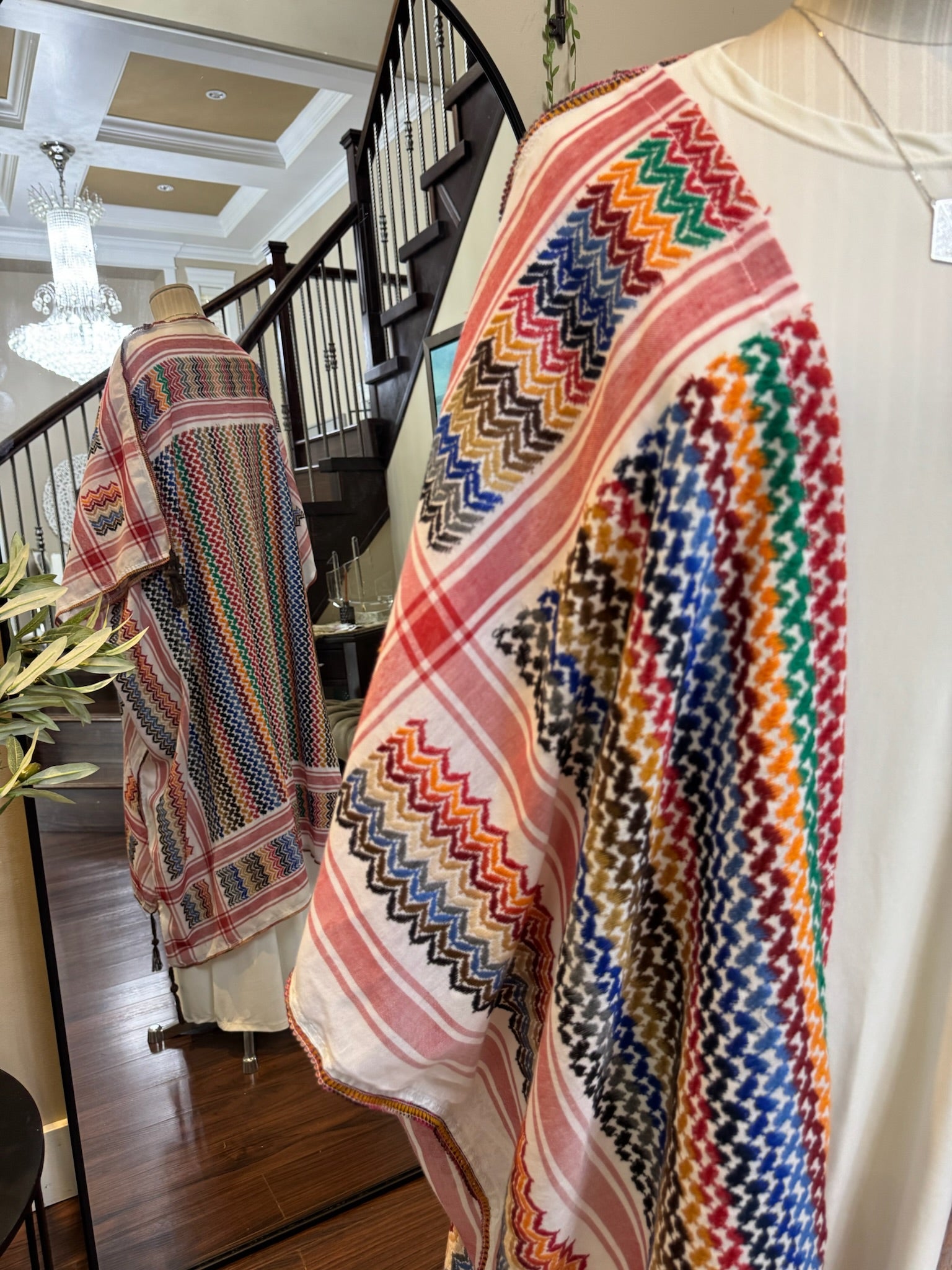 Long Koffiyeh (Bisht) -Multi Color