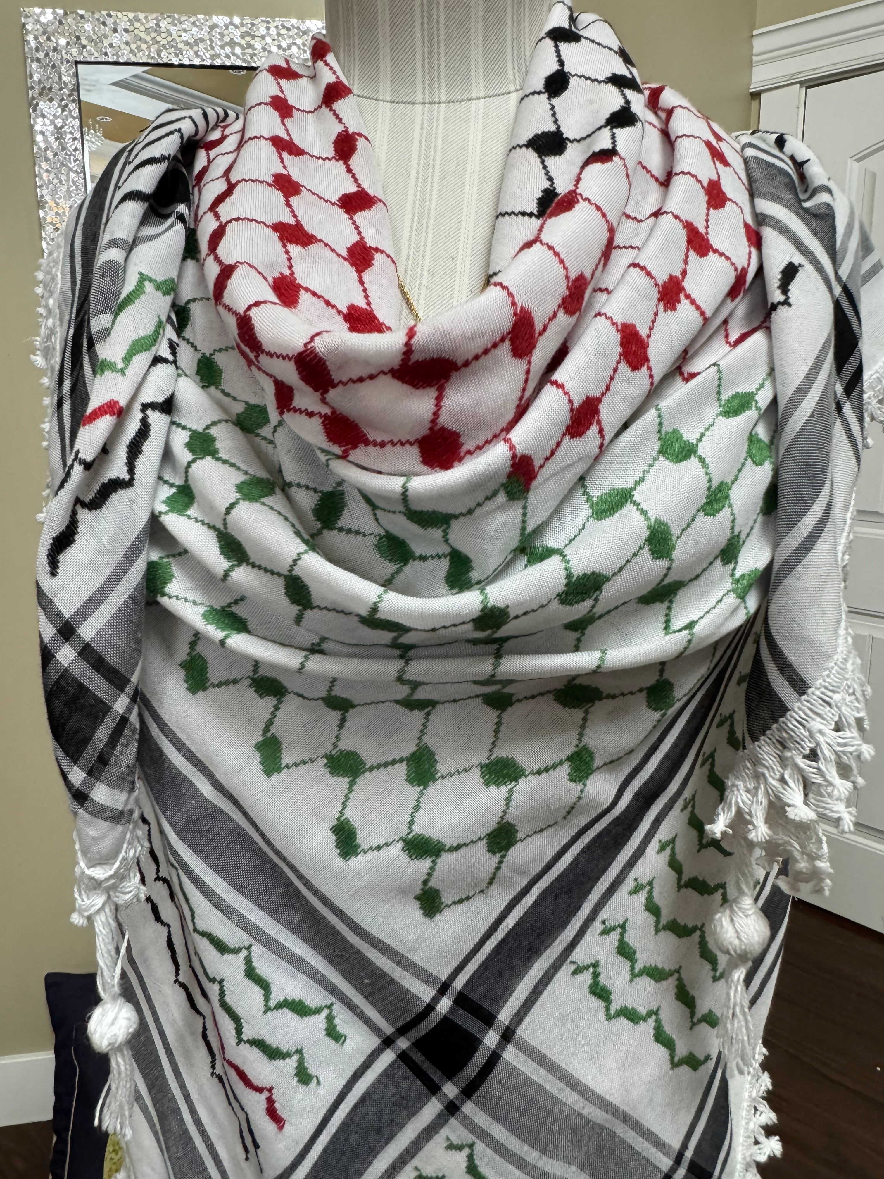 Palestinian Traditional Koffiyeh (Flag Color)