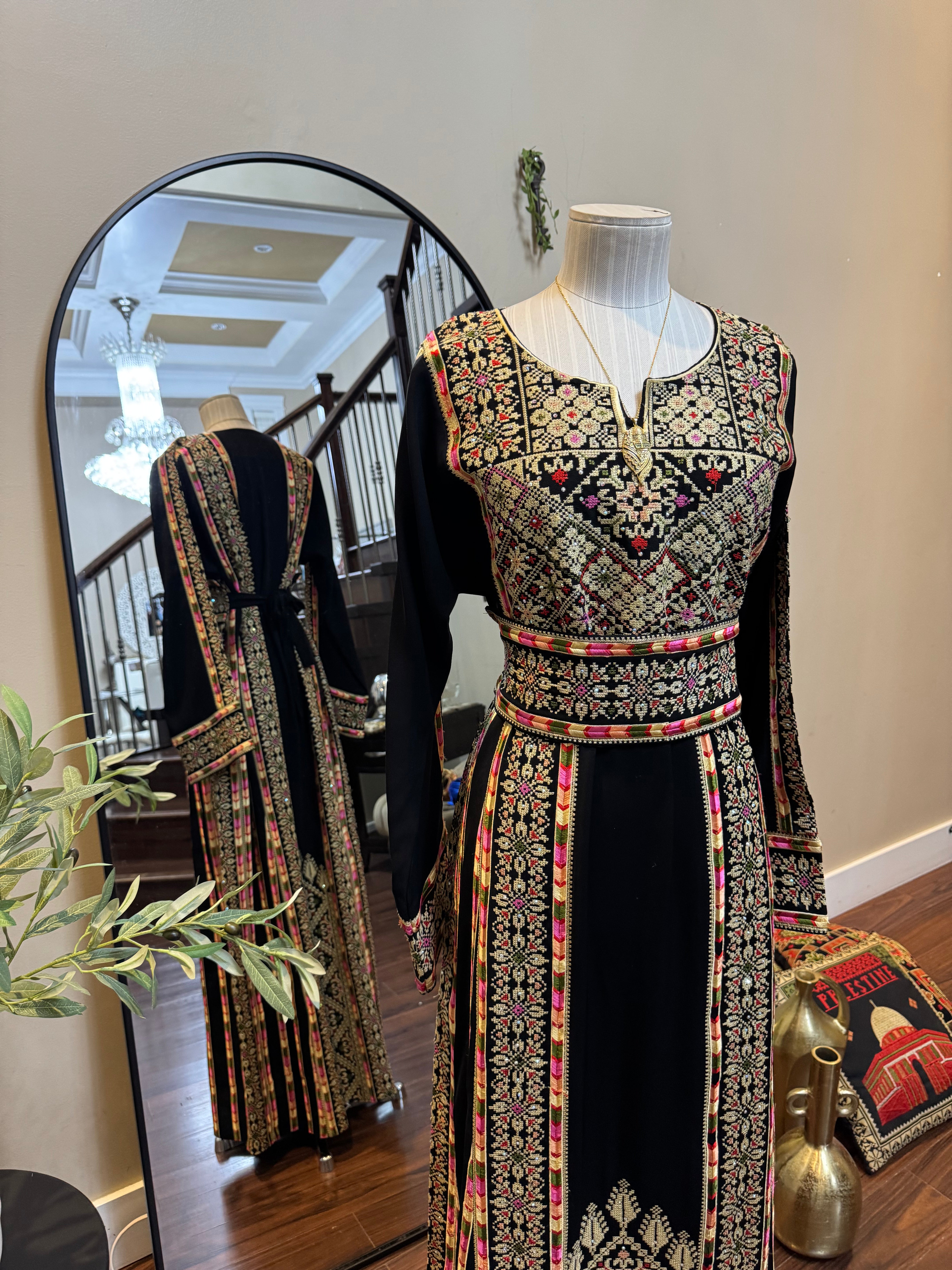 Tul Karam Thobe with Black and Gold