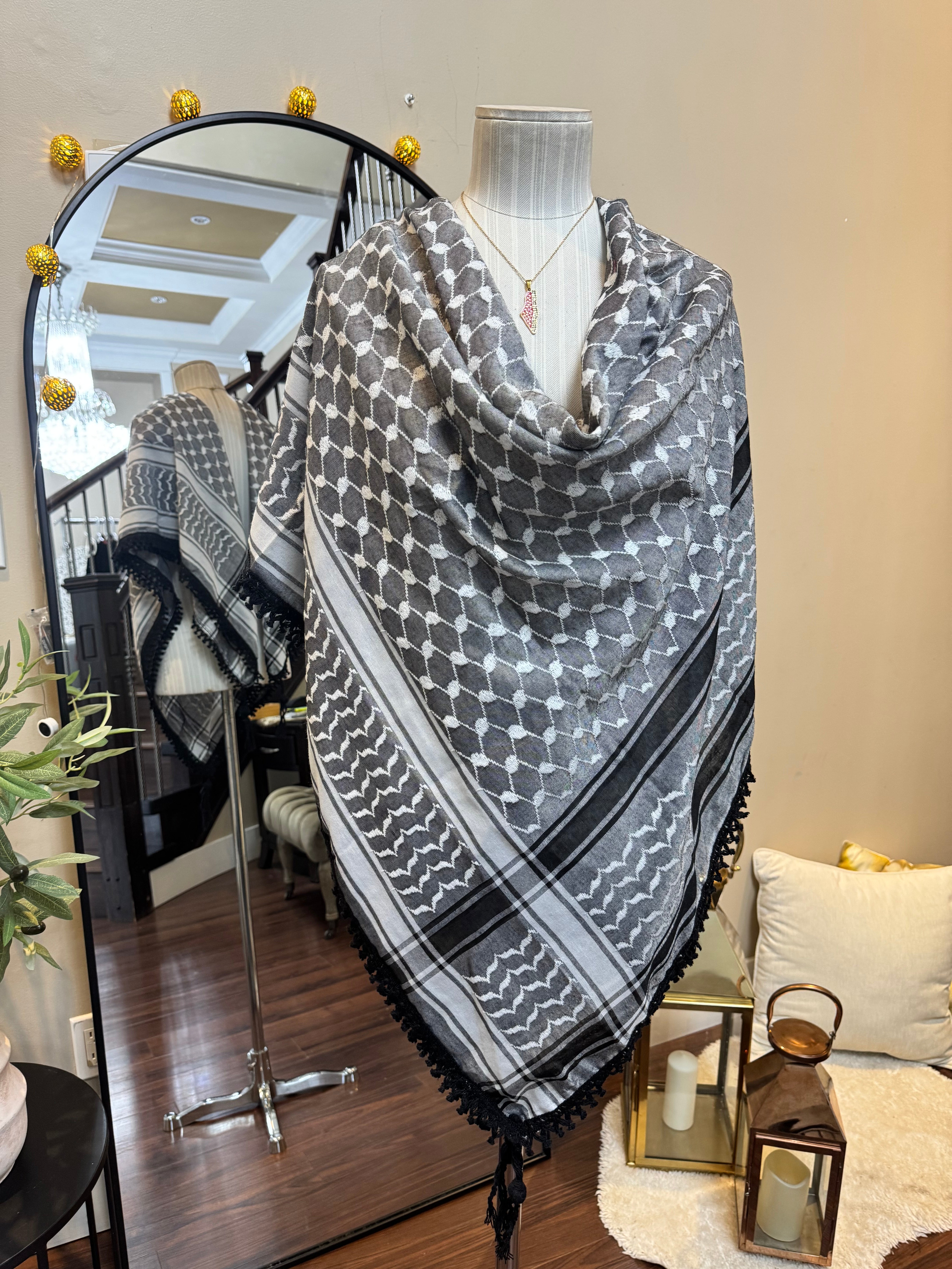 Palestinian Traditional Koffiyeh (Gray)