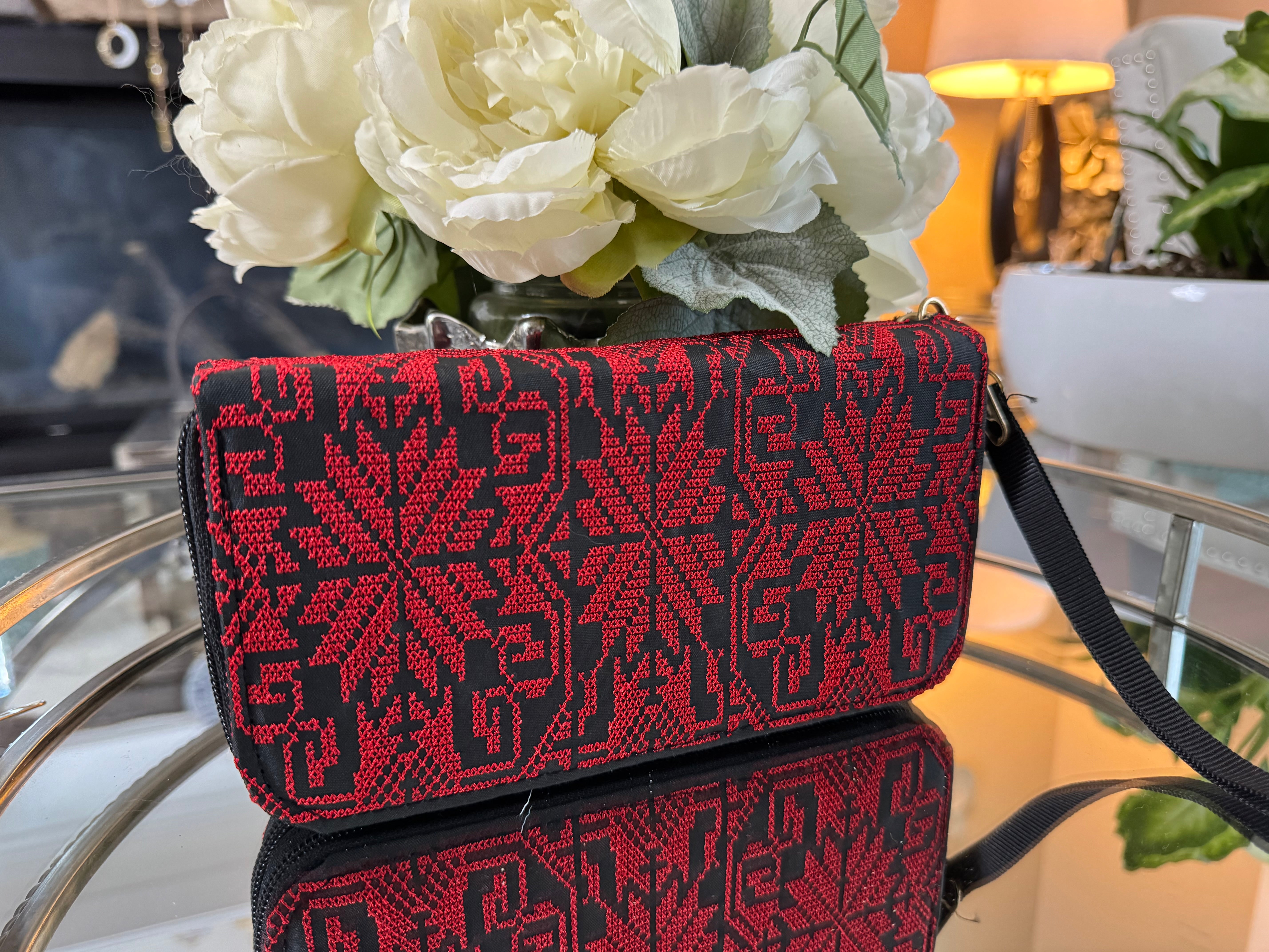 Palestine- Embroidered Wallet- Two zipper