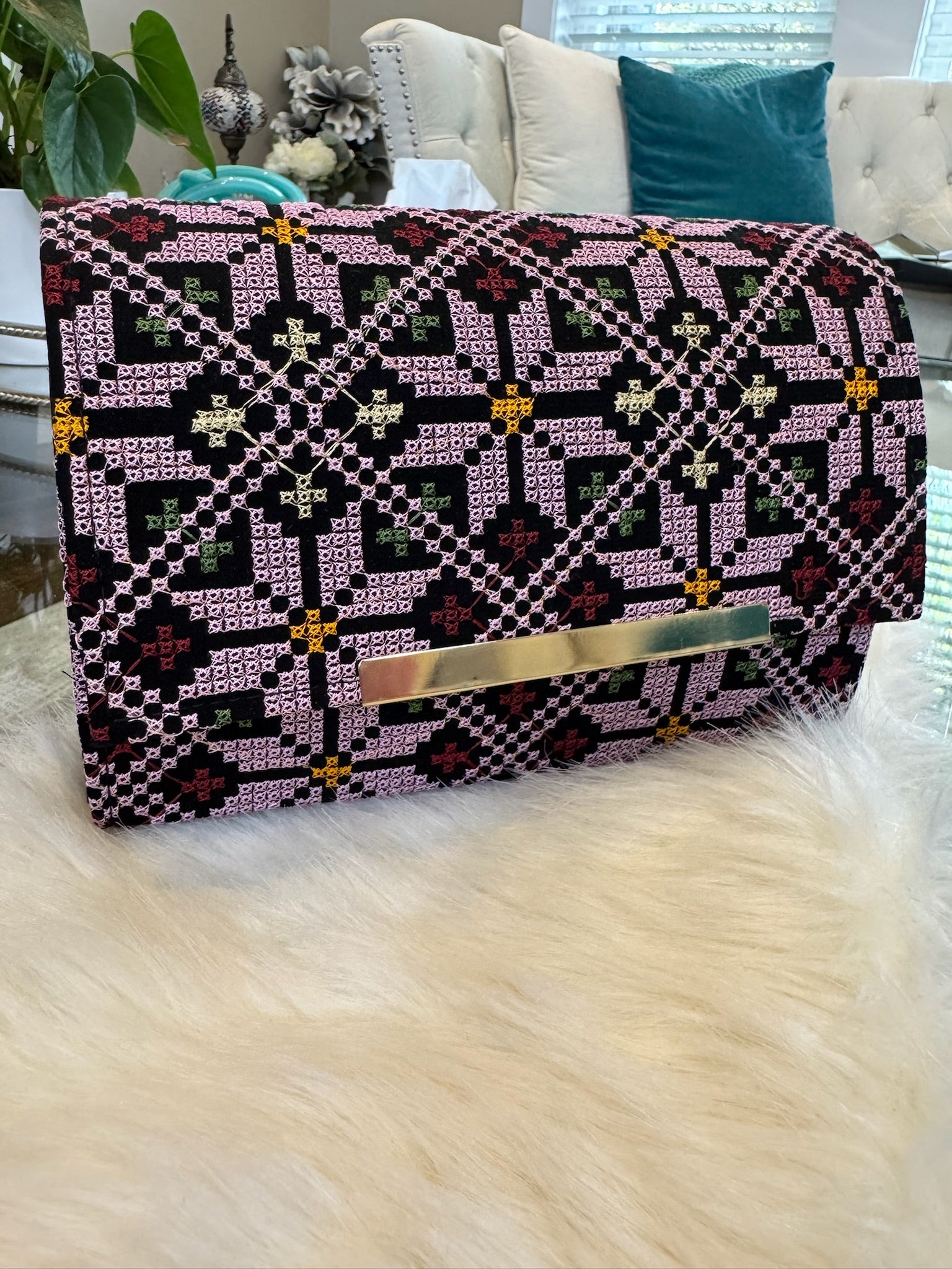 Curve Bag with Gold Chain