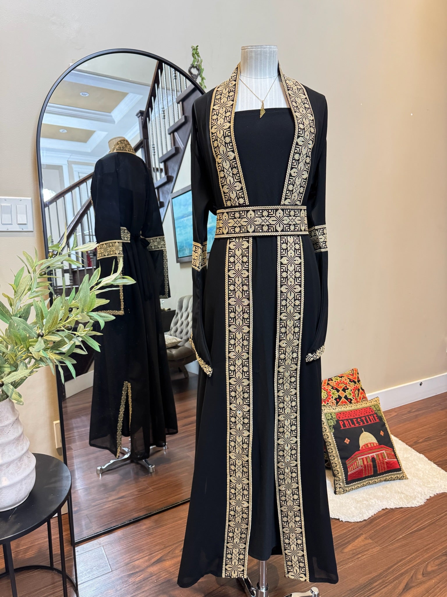 Elegant Star Abaya