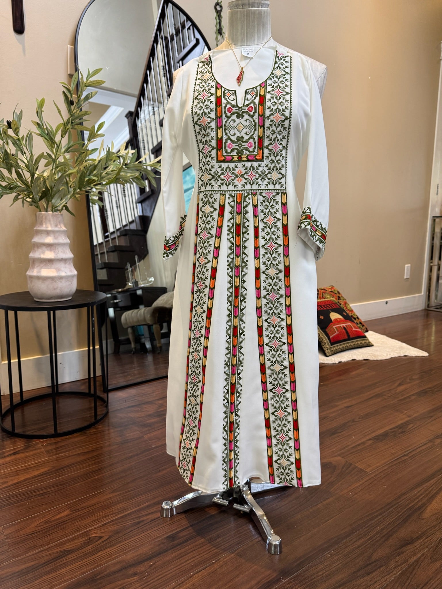 Embroidery Palestinian Girl Dress Thobe Tatreez