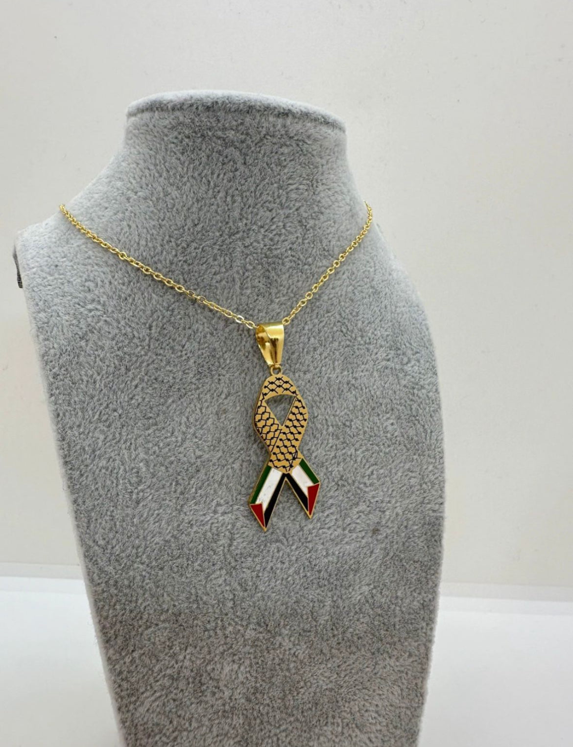 Palestine Ribbon Pendant Necklace– Gold Finish